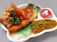 お子様ランチ（カレーライス）